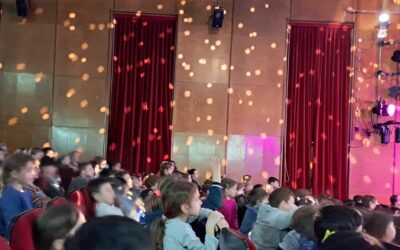 GANGSTA-OMA…. Theaterbesuch der GS Petershausen